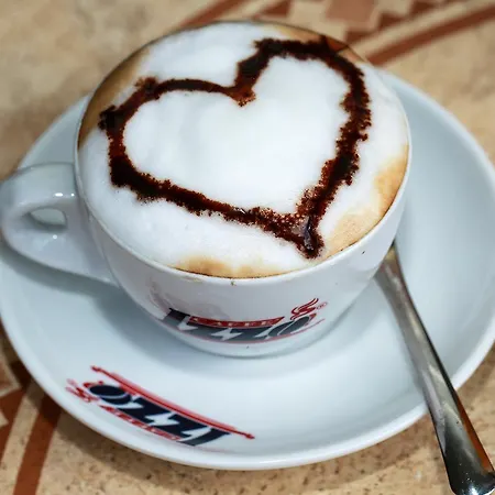 Alojamento de Acomodação e Pequeno-almoço Valentina Sorrento